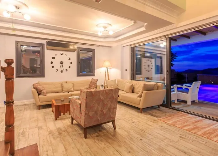 Celebrity G * פאטהיה