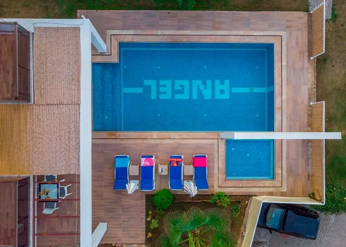 Celebrity G * פאטהיה